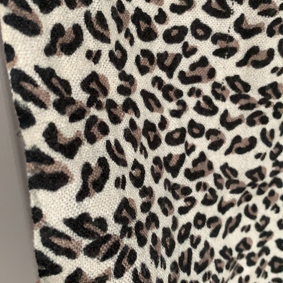 Cheetah scarf - Picture 2 of 2